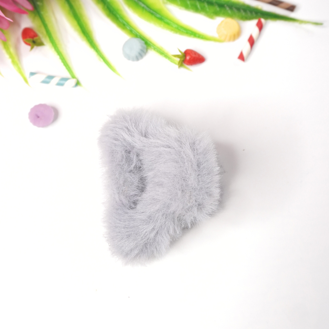 Premium Short Smooth Hair Clip