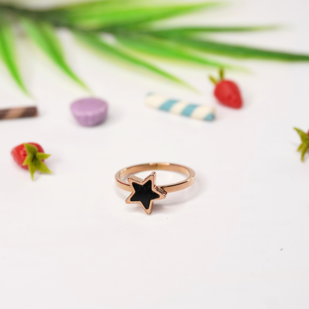 Elegant Black Stone Rings